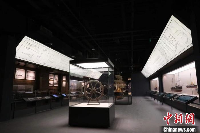 中國船政文化博物館新的展廳，陳設(shè)空間更大，展陳更科學(xué)。　陳曉靜 攝