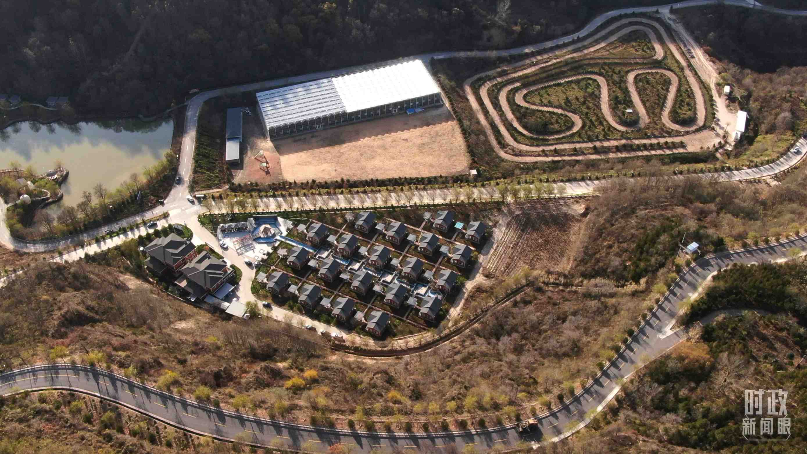 △延安市安塞區(qū)高橋鎮(zhèn)南溝村。2022年10月，總書記曾到這里考察調(diào)研。（總臺(tái)記者劉海濤、錢金庫拍攝）