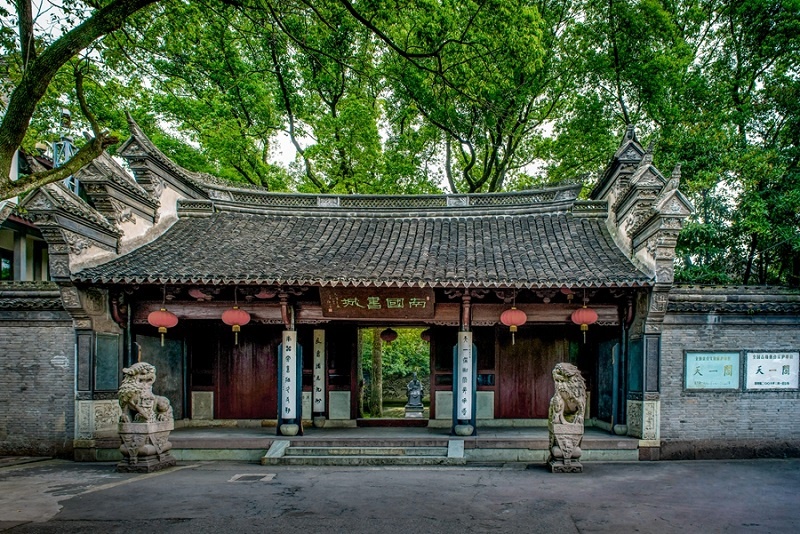 天一閣正門(mén)。 天一閣博物院供圖