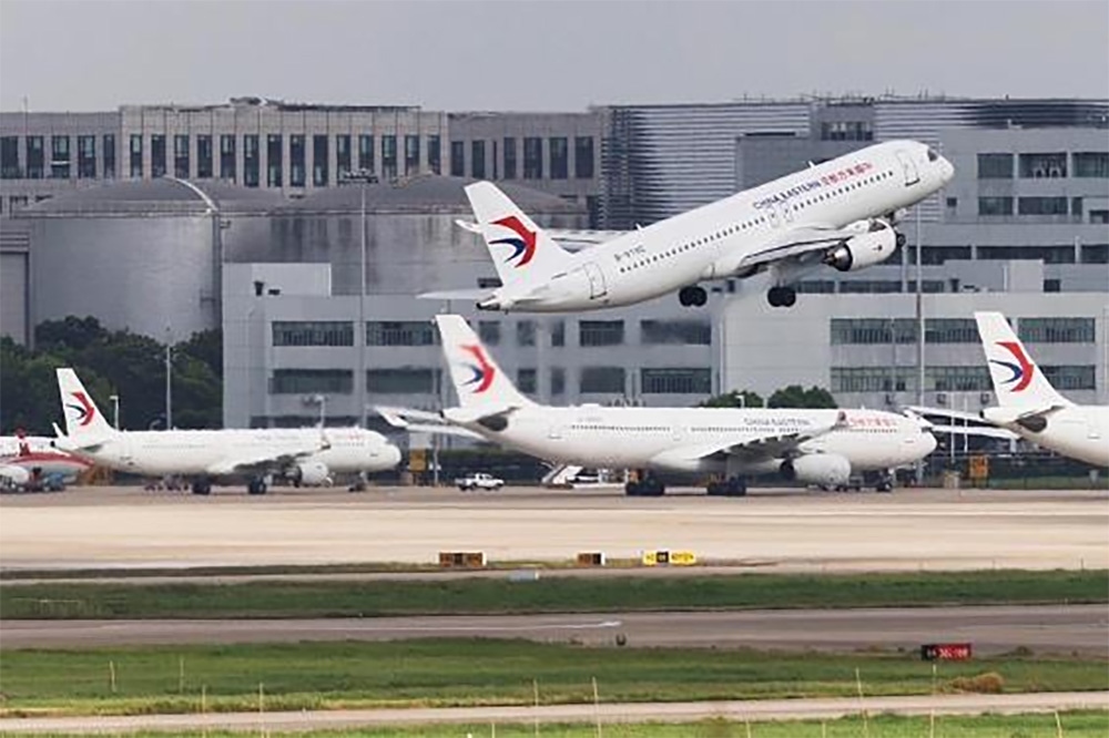 2023年8月2日，東航第二架國產(chǎn)C919大型客機(jī)執(zhí)飛滬蓉空中快線。