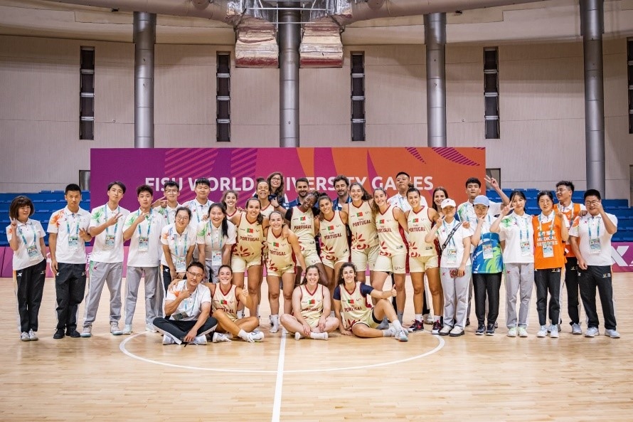 成都大運(yùn)會葡萄牙女子籃球隊。 受訪者供圖