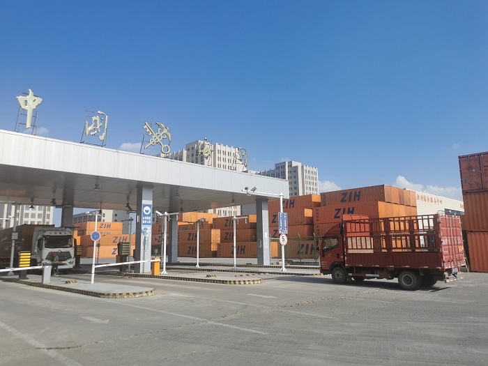 鄭州國(guó)際陸港海關(guān)監(jiān)管場(chǎng)所。鄭州車站海關(guān)供圖