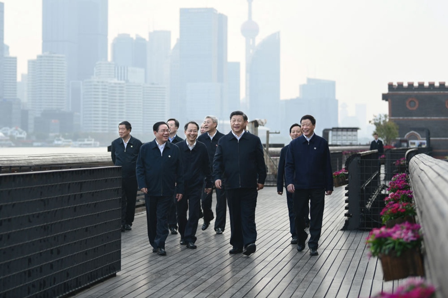 2019年11月2日，習(xí)近平在上海市楊浦區(qū)濱江公共空間楊樹浦水廠濱江段考察。