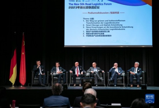 9月21日，中德兩國嘉賓參加在德國杜伊斯堡舉辦的2023新絲路物流論壇。新華社記者 張帆 攝
