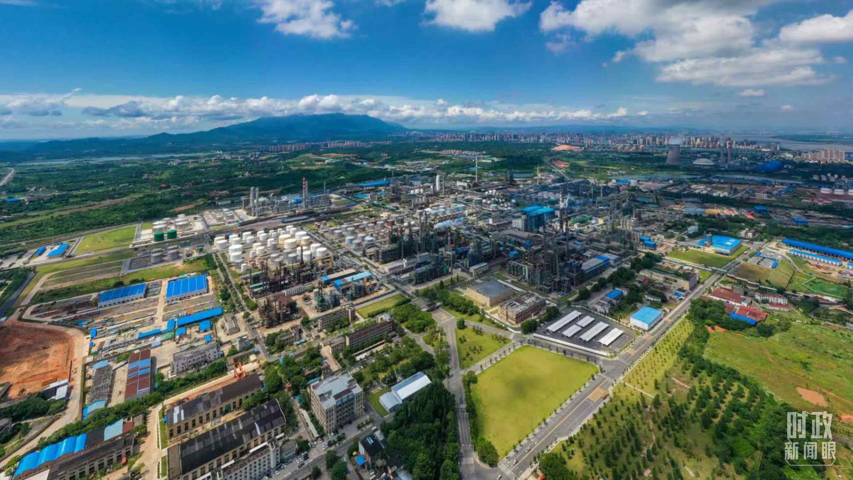 △中國石化九江分公司。（總臺記者劉陽拍攝）