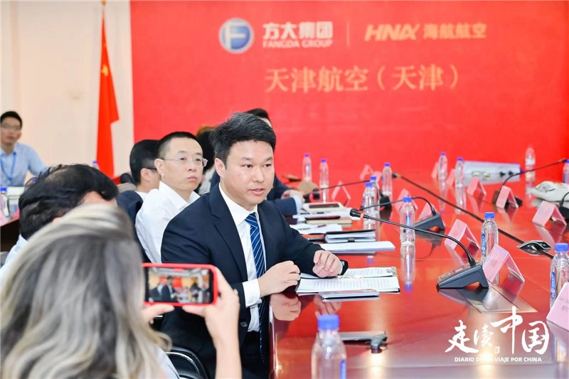 巴航工業(yè)大中華區(qū)商用飛機(jī)客戶支援經(jīng)理楊海波。主辦方供圖
