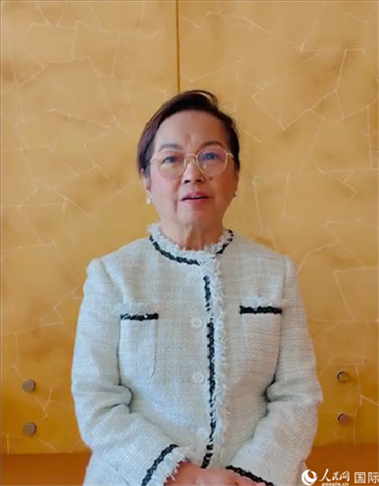 菲律賓前總統(tǒng)阿羅約通過視頻發(fā)表致辭。人民網(wǎng)記者樊帆 攝