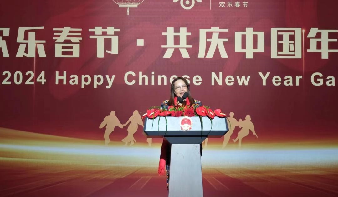 南非旅游部長德利萊女士致辭。中國駐南非大使館供圖
