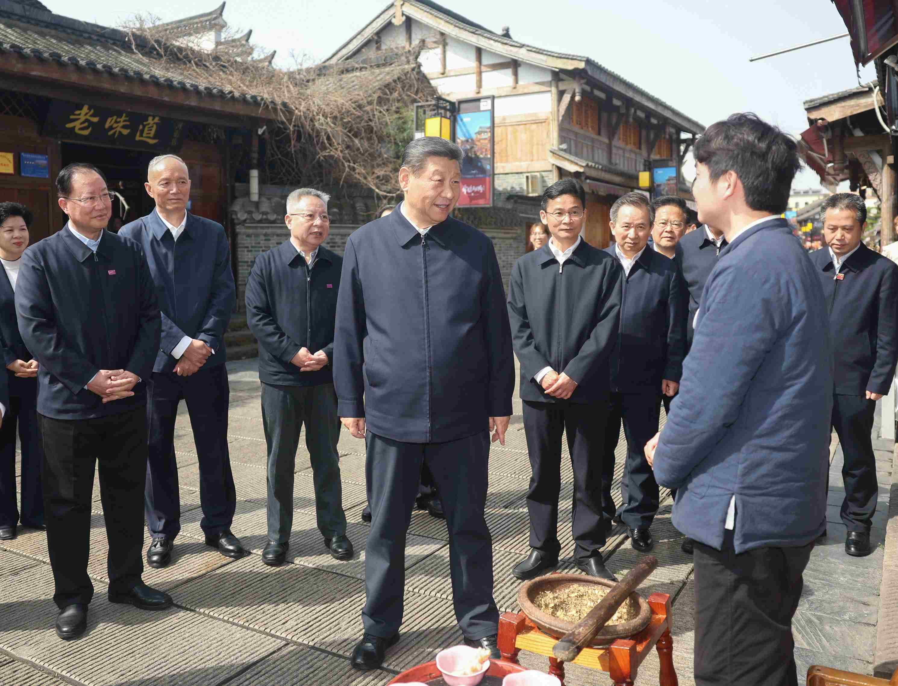 △ 2024年3月19日，習(xí)近平總書記在湖南常德河街考察。