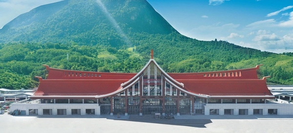中老鐵路增開(kāi)1對(duì)國(guó)際旅客列車(chē)。國(guó)鐵集團(tuán)供圖