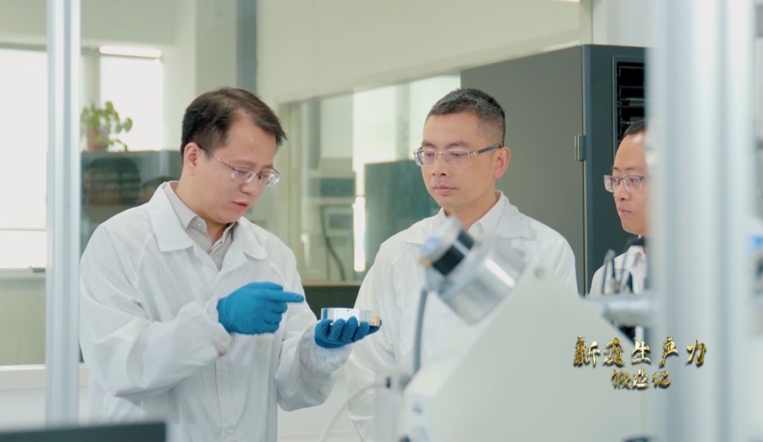 長沙巴斯夫杉杉電池材料研究院，正在進行電池材料研究。
