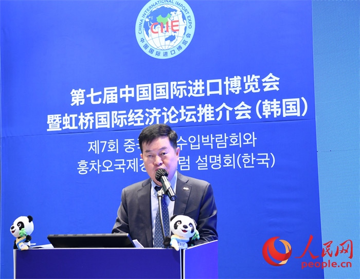 韓國貿(mào)易協(xié)會專務理事金高鉉發(fā)言。 人民網(wǎng) 程安康攝