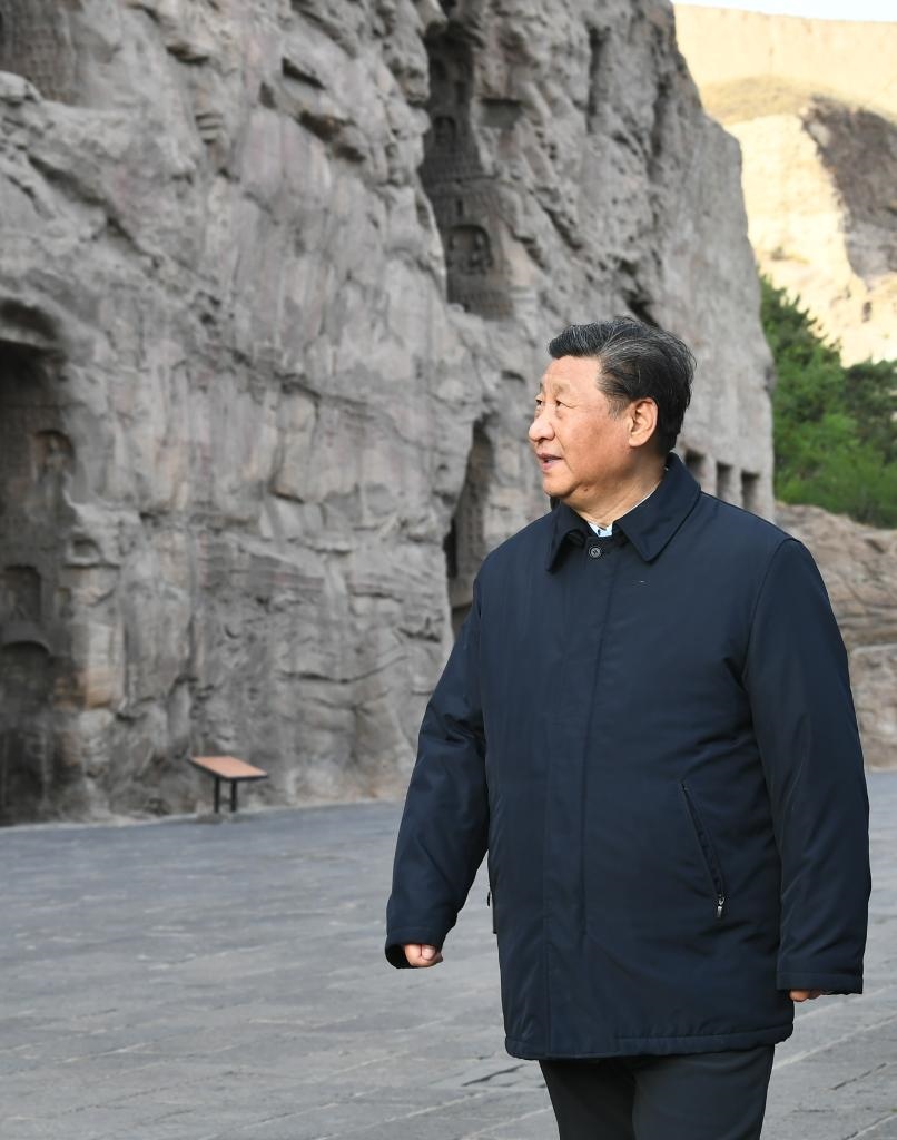 2020年5月11日，習近平總書記在山西云岡石窟實地了解歷史文化遺產(chǎn)保護情況。新華社記者 謝環(huán)馳 攝