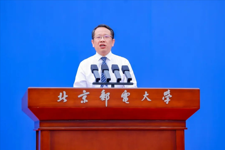 北京郵電大學(xué)校長(zhǎng)徐坤發(fā)表講話。校方供圖