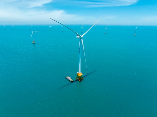 全球首臺(tái)16兆瓦海上風(fēng)電機(jī)組于2023年6月并網(wǎng)發(fā)電。韓磊攝