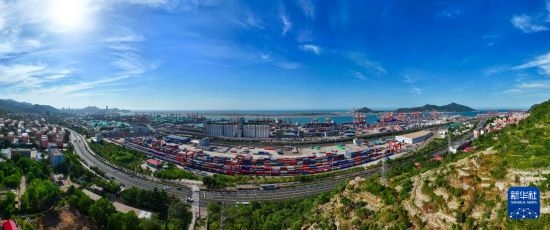 這是6月26日拍攝的中哈連云港物流合作基地（無人機照片）。新華社記者 季春鵬 攝