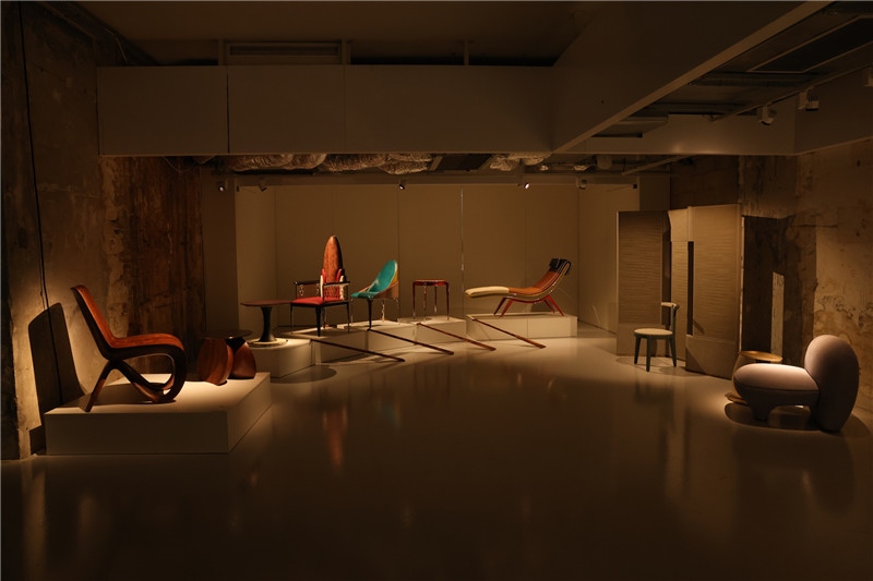 《新生萬物-中國非遺與當(dāng)代設(shè)計(jì)展》展廳。陽光媒體集團(tuán)供圖