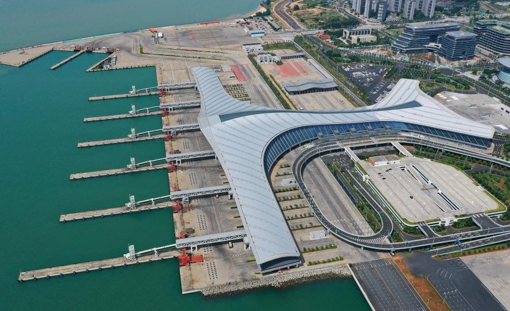 這是已經(jīng)停航的海口新海港（9月4日攝，無人機(jī)照片）。新華社記者 郭程 攝