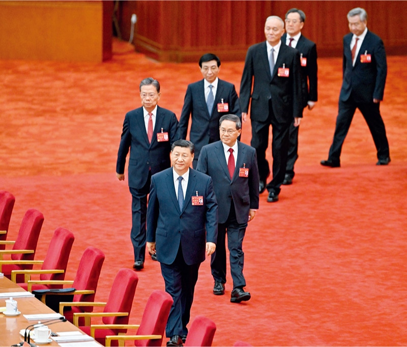 中國共產(chǎn)黨第二十屆中央委員會第三次全體會議，于2024年7月15日至18日在北京舉行。這是習近平、李強、趙樂際、王滬寧、蔡奇、丁薛祥、李希等步入會場。 新華社記者 岳月偉/攝
