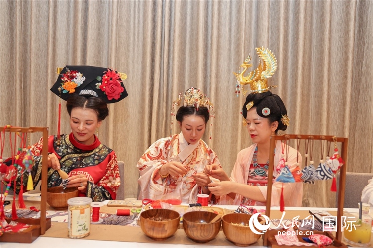 中國傳統(tǒng)文化展示。人民網(wǎng)記者任皓宇攝