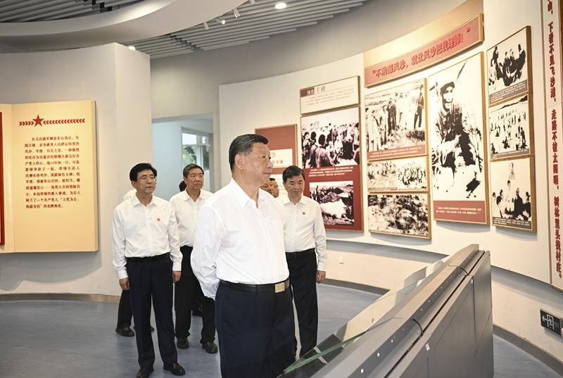 △2024年10月15日，習近平總書記在福建漳州市東山縣谷文昌紀念館考察。