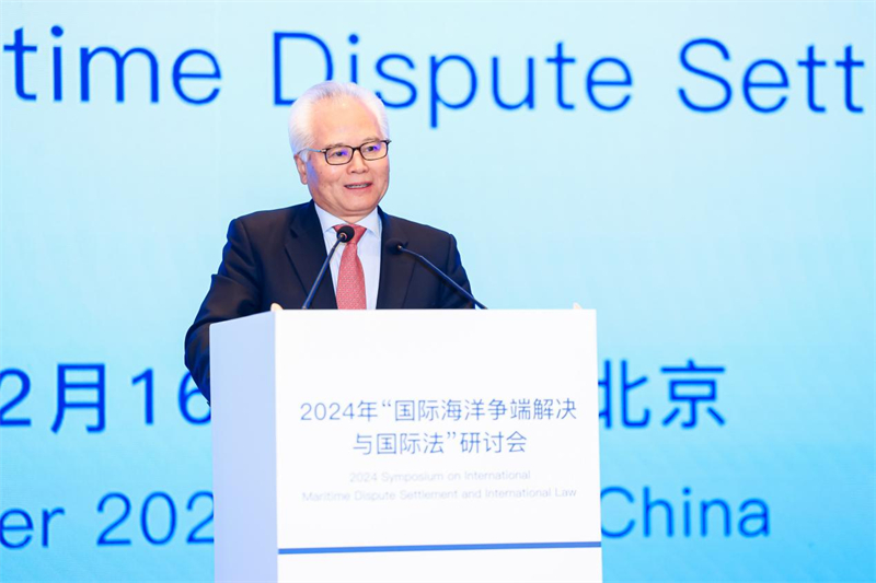 華陽海洋研究中心理事長、中國南海研究院學(xué)術(shù)委員會主席吳士存在開幕式致歡迎辭。華陽海洋研究中心供圖