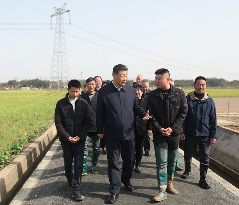 2024年3月19日，習近平總書記在湖南常德港中坪村考察。