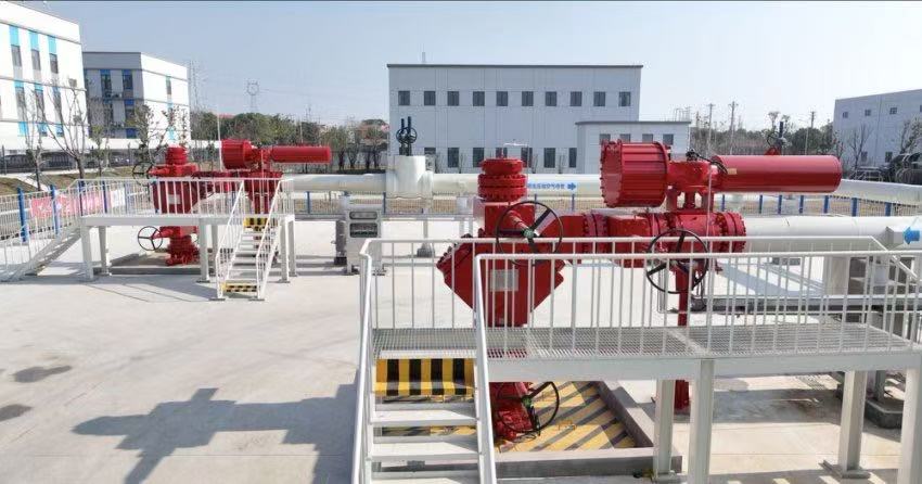 300兆瓦壓氣儲(chǔ)能示范工程鹽穴儲(chǔ)氣庫(kù)井場(chǎng)。受訪(fǎng)者供圖