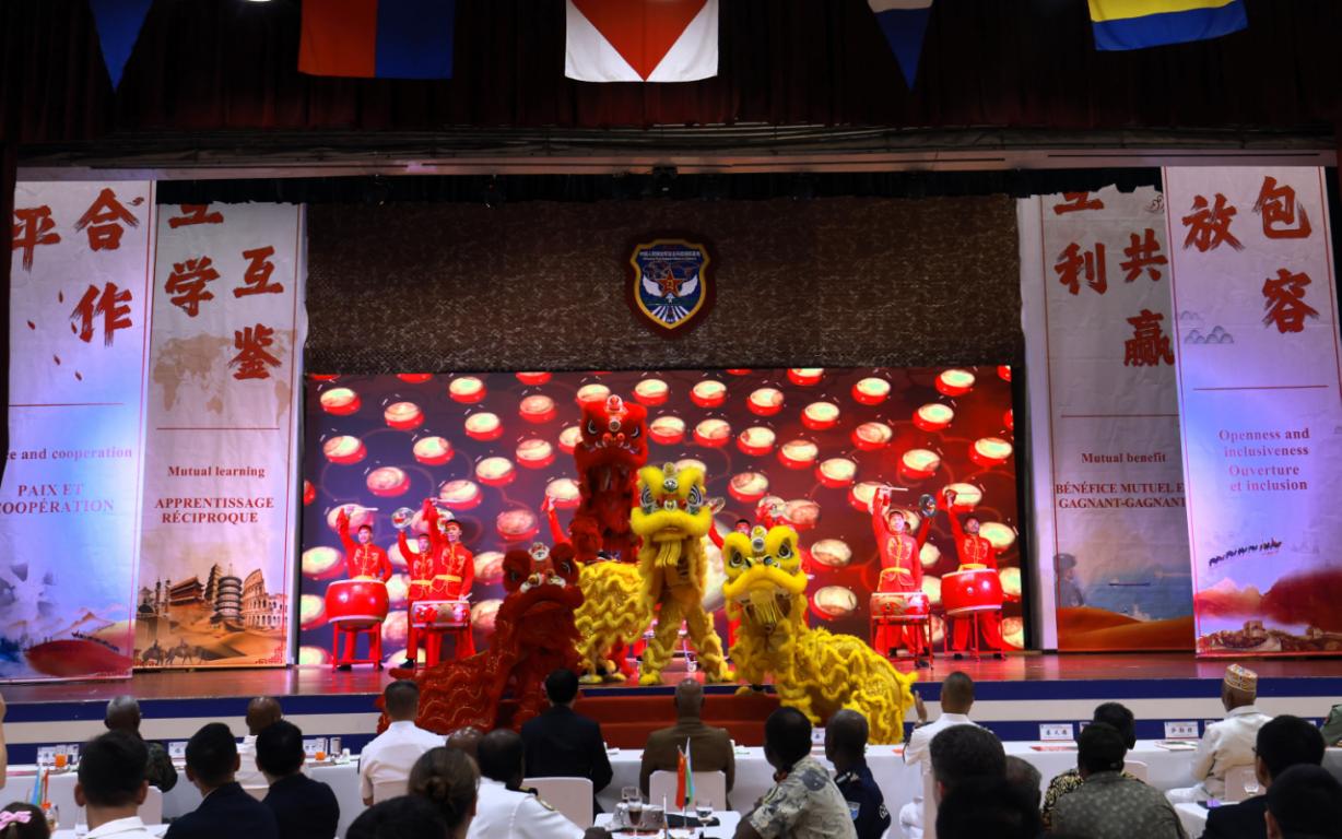 舞獅表演《金獅送?！?。主辦方供圖