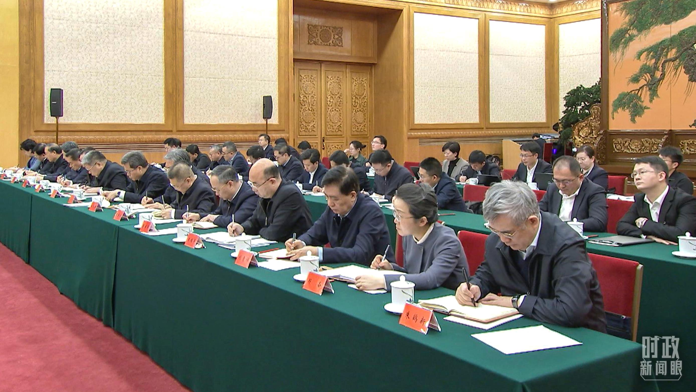 △2月17日，民營企業(yè)座談會現(xiàn)場。