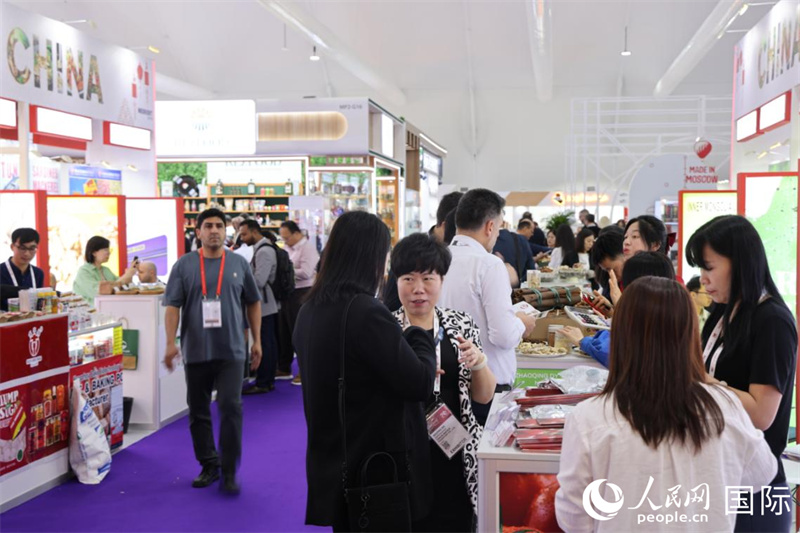 第三十屆海灣食品展正在迪拜舉行，圖為中國館一角。人民網(wǎng)記者 張志文攝