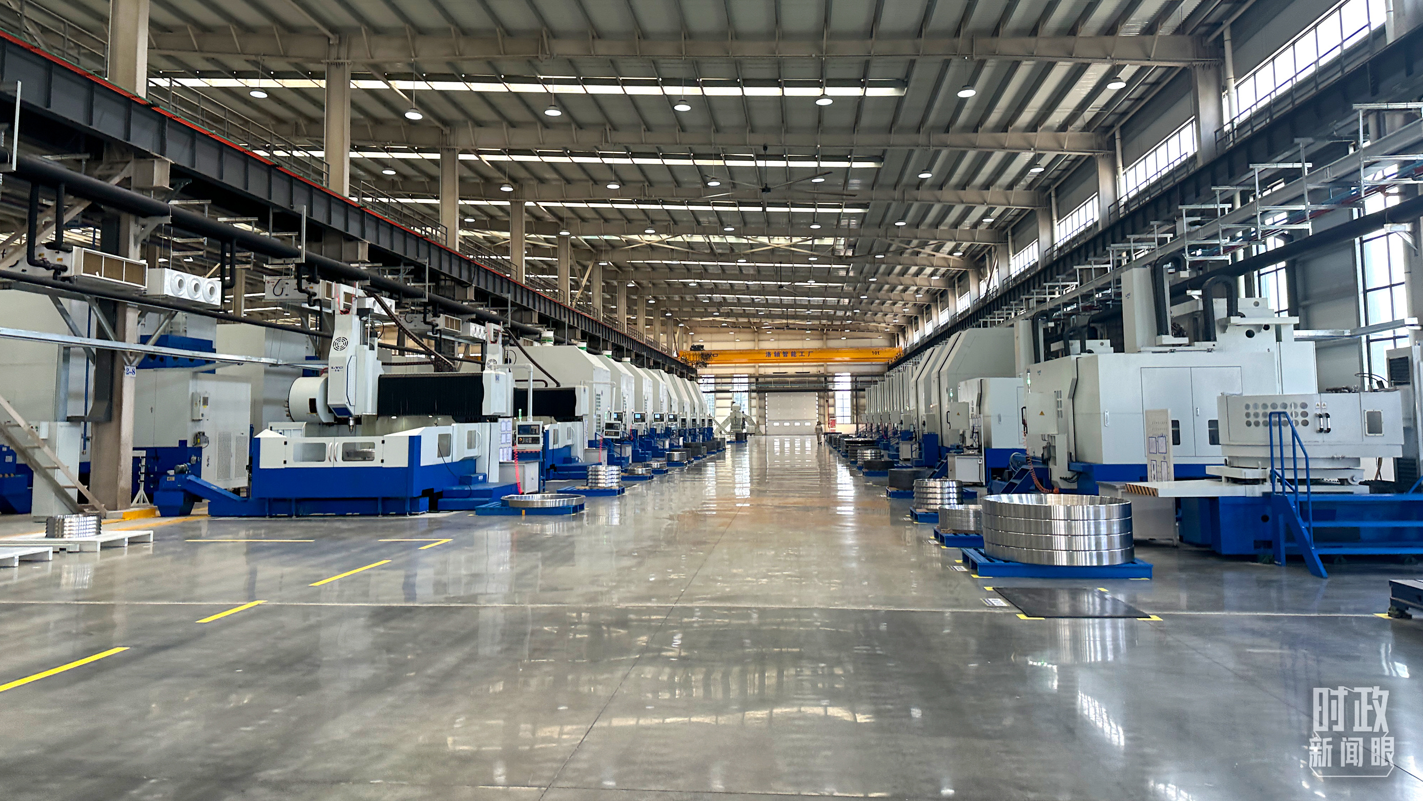△洛軸智能工廠。（總臺(tái)央視記者趙化拍攝）