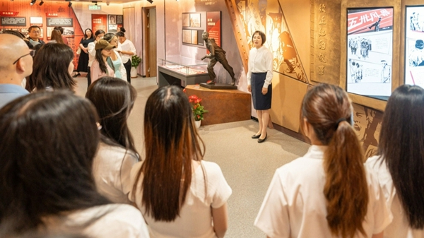 思政課現(xiàn)場。東華大學(xué)供圖